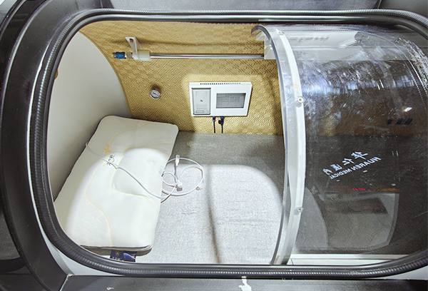HBOT 2.0ATA  Adjustable  Hard  Lying Hyperbaric Chamber